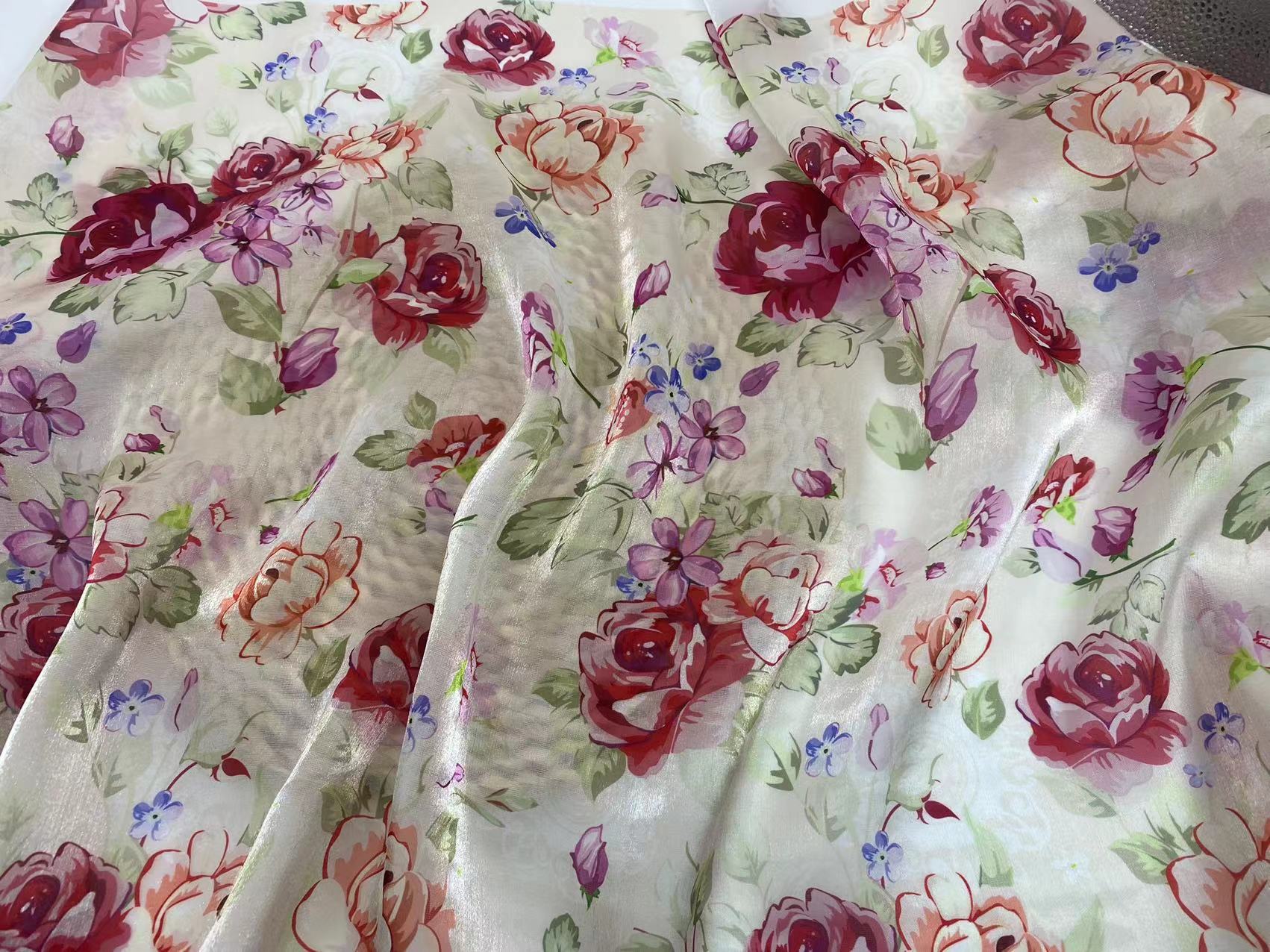 High Quality Polyester Soft Shiny Lightweight Beautiful Flowers Design Pattern Liquid Organza Fabric for women dress