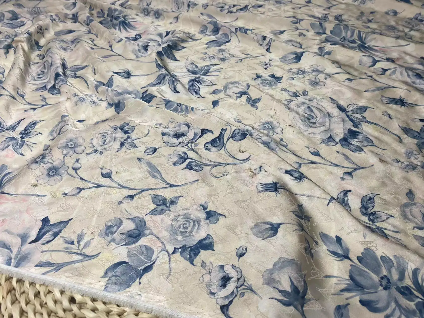 Item No XT2227 Composition 96% P  4%SP Yarn Count 50D*75D+40D Weight 94gsm Width 57/58