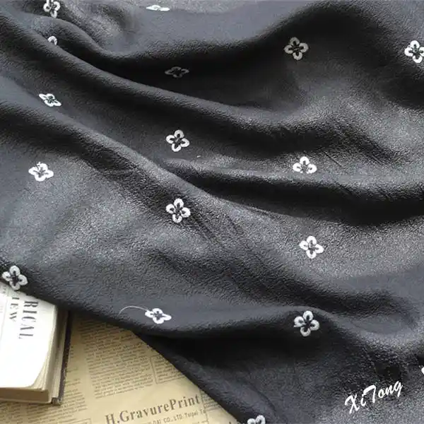 New design high quality embroidery small flower soft handfeeling breathable organza fabric for summer dress